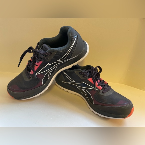 Reebok Runners - Picture 6 of 12